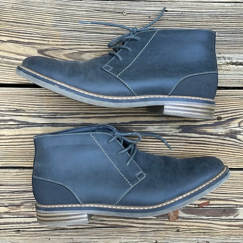 Arizona Dutton Lace-up Chukka Boots